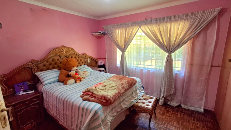 3 Bedroom Property for Sale in Vaalpark Free State